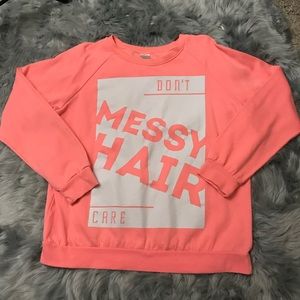 MESSY HAIR DON’T CARE GRAPHIC SWEATSHIRT
